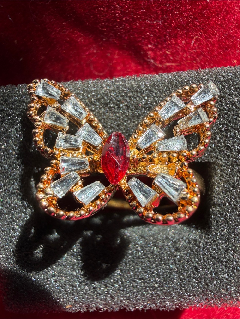Gold-Tone Butterfly Ring, Red Center Accent & Clear Sparkle Wings, SZ 9, (J296)